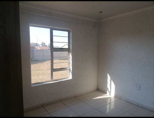 3 bed property to rent in STRUBENVALE